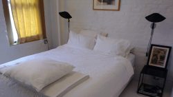 2 bedroom apartment housekeeping service